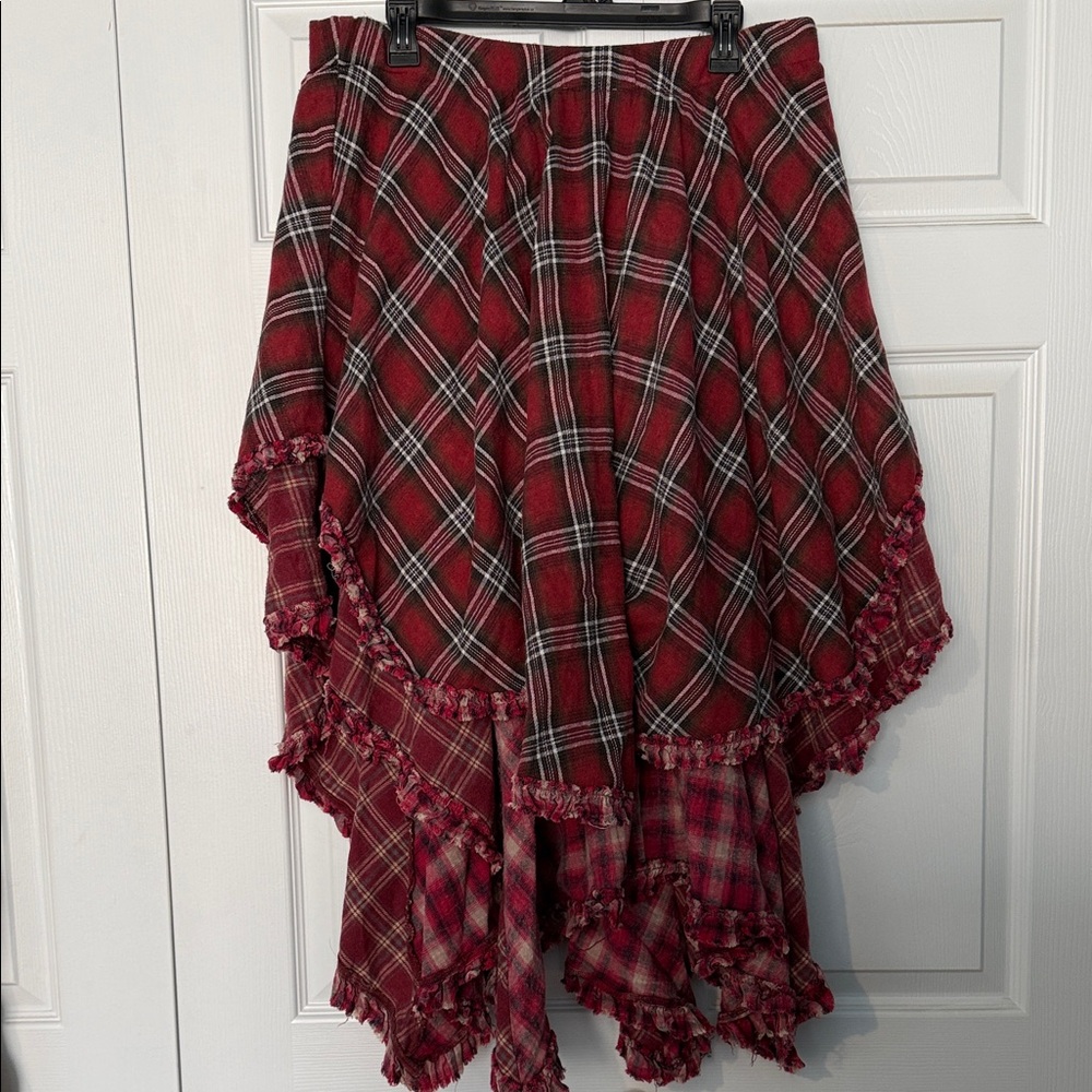 Three Bird Nest Asymmetrical Red Plaid Skirt